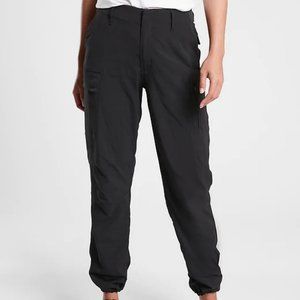 Athleta Trekkie Utility Cargo Pant size 18 Black